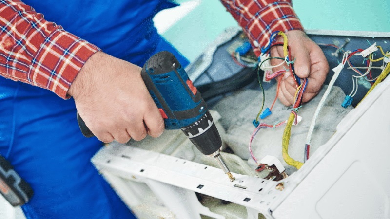 Çekmeköy Baxi Baxi çamaşır makinesi kart tamiri – Su almama arızası orijinal parça ile giderildi. - Teknik servis örneği
